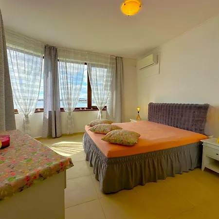 Marina Breeze - Firstline & Seaview Apartamento Nesebar