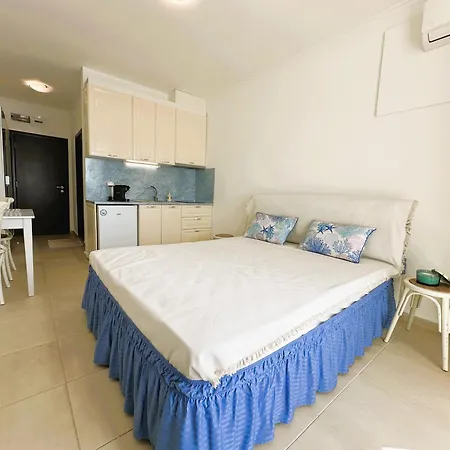 Marina Breeze - Firstline & Seaview Apartamento