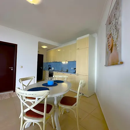 Apartamento Marina Breeze - Firstline & Seaview Nesebar
